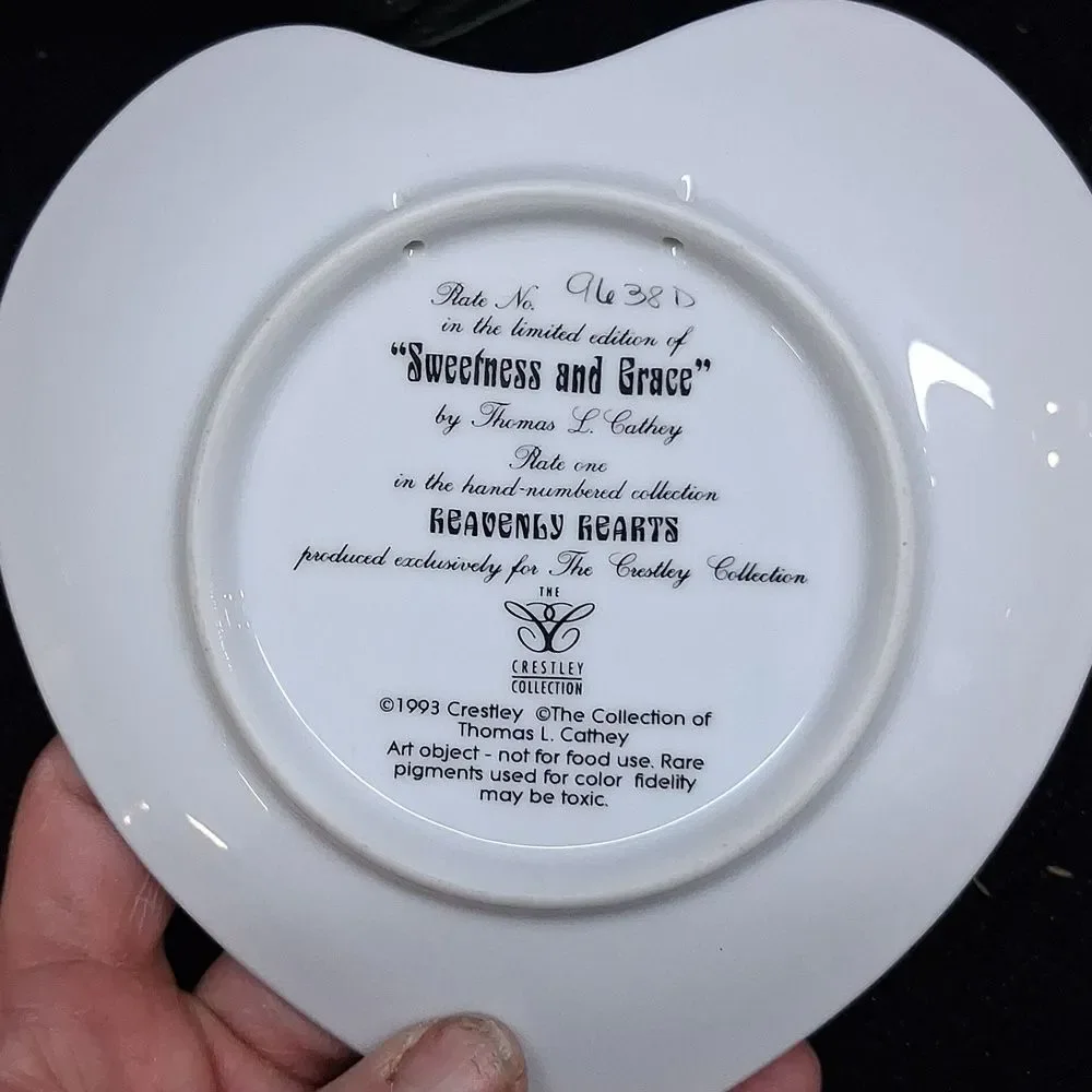 Vintage Tapestry Box, 2‎ Heavenly Heart Plates, & Rose Arrangement